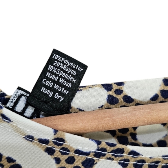 Clara Sunwoo Leopard Print Scoop Neck Relaxed Fit Popover Blouse White Tan Large - Picture 12 of 12